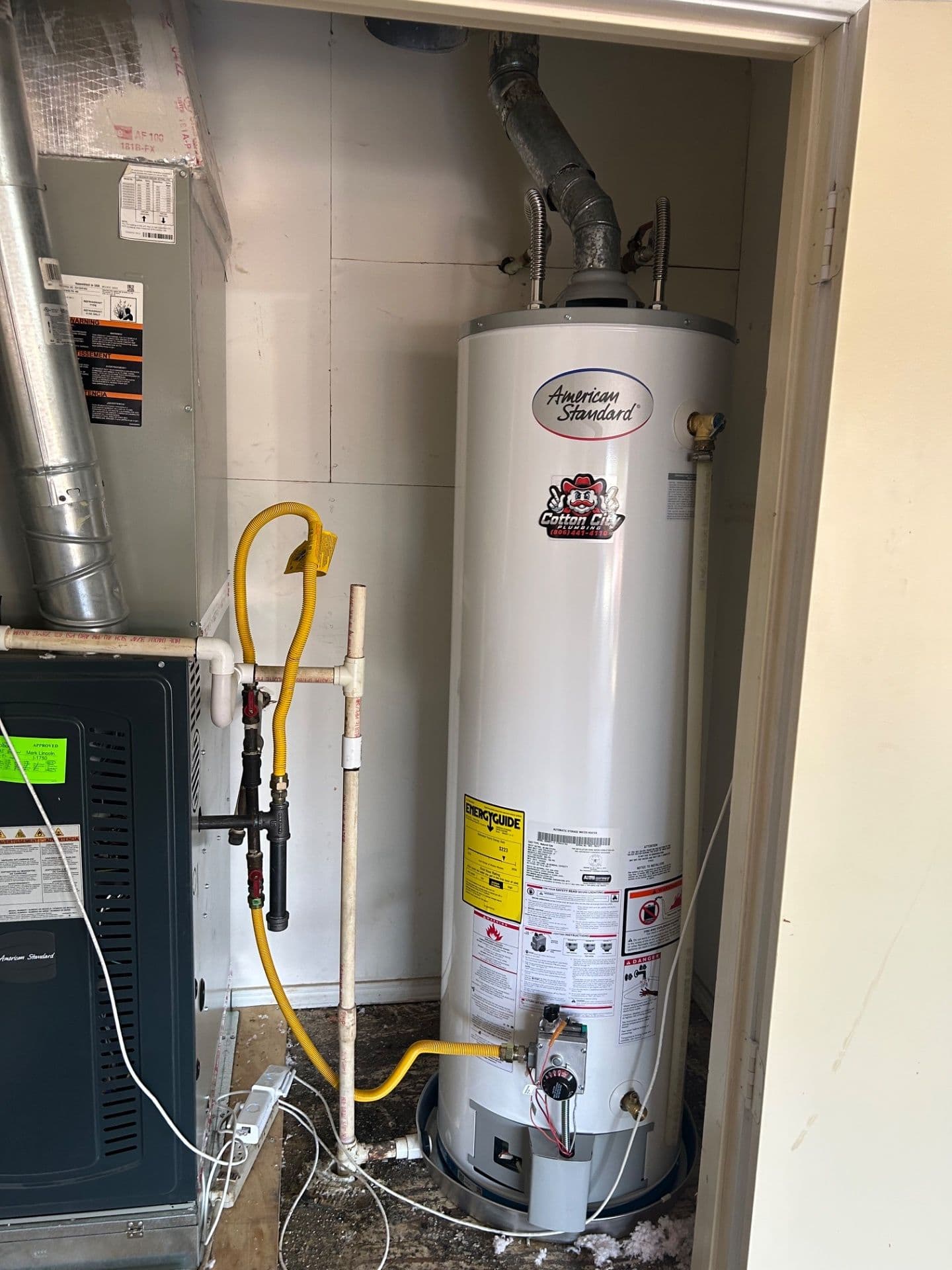 50-Gallon Gas Water Heater Replacement in Pheasant Run image