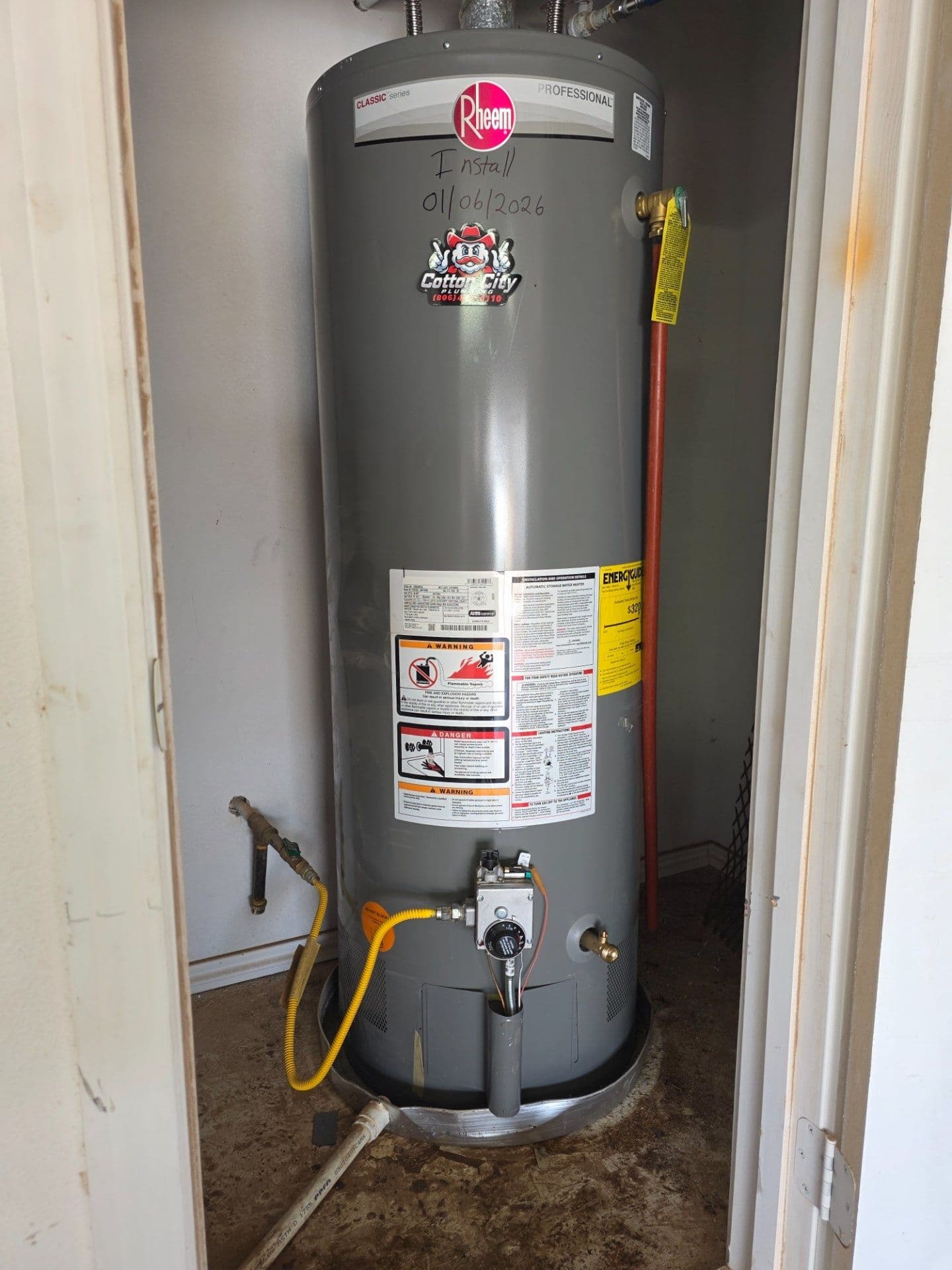 50-Gallon Rheem Gas Water Heater Replacement in Shallowater image