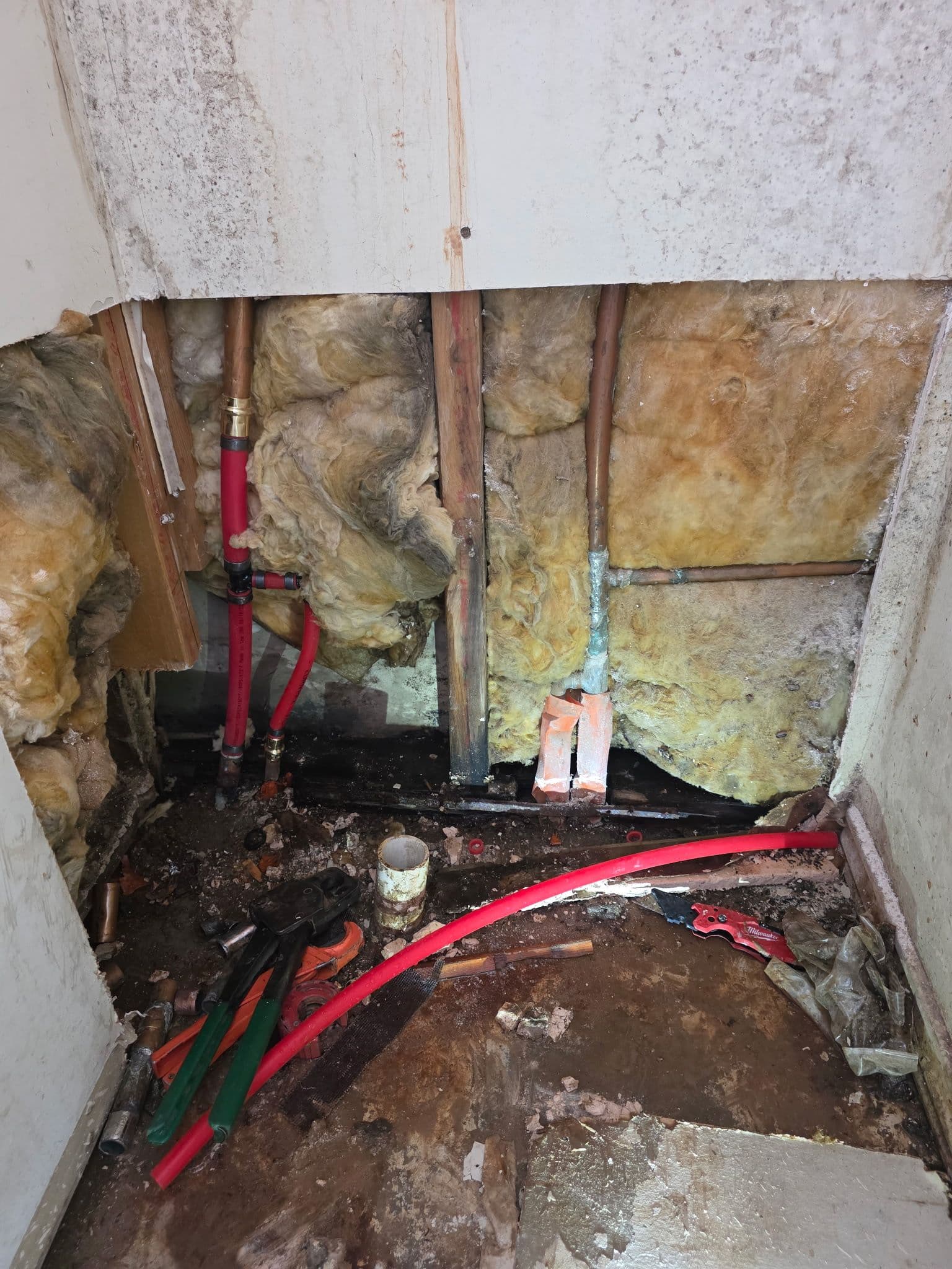 Project Hidden Water Heater Leak Repaired Before It Got Worse image